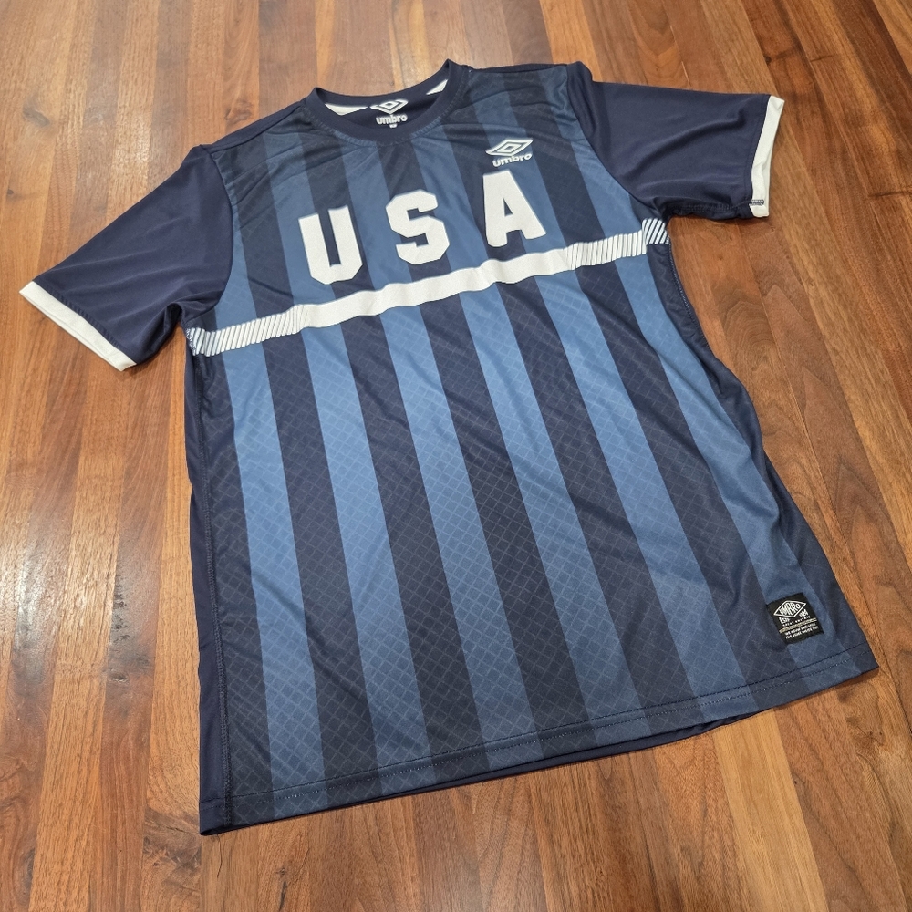 Umbro Dark Blue USA Men's Soccer Jersey Size Medium